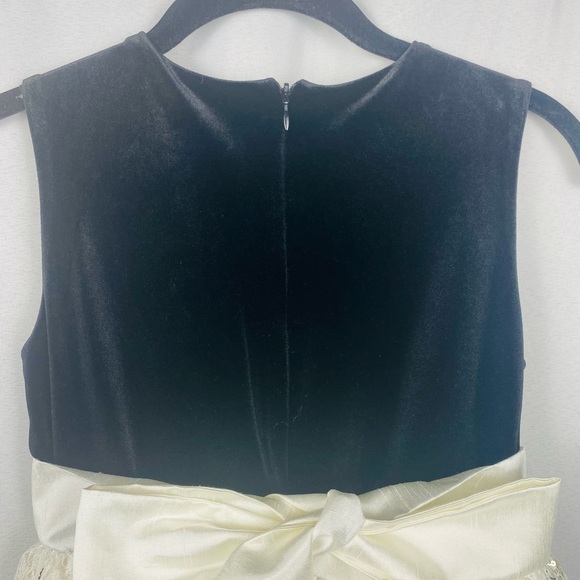 Layne Copeland girls velvet dress sz10 - Picture 3 of 7